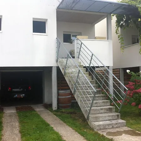 Chez Dorine Holiday home